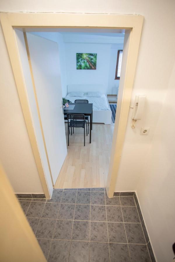Old Town Studio Apartment Hall in Tirol Bagian luar foto