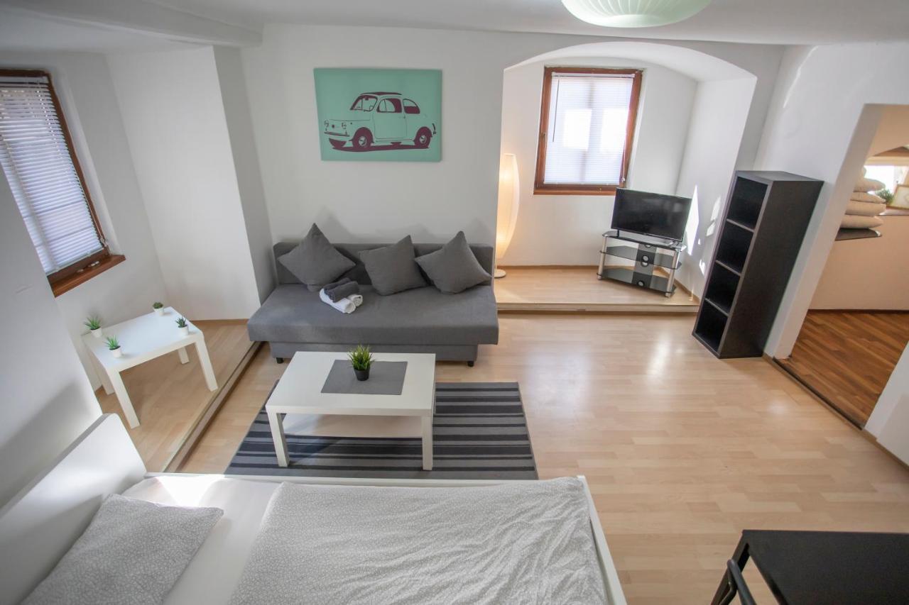Old Town Studio Apartment Hall in Tirol Bagian luar foto